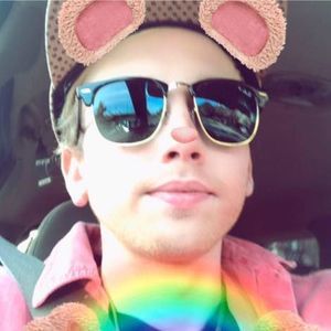 Meet your Posher, Tomm